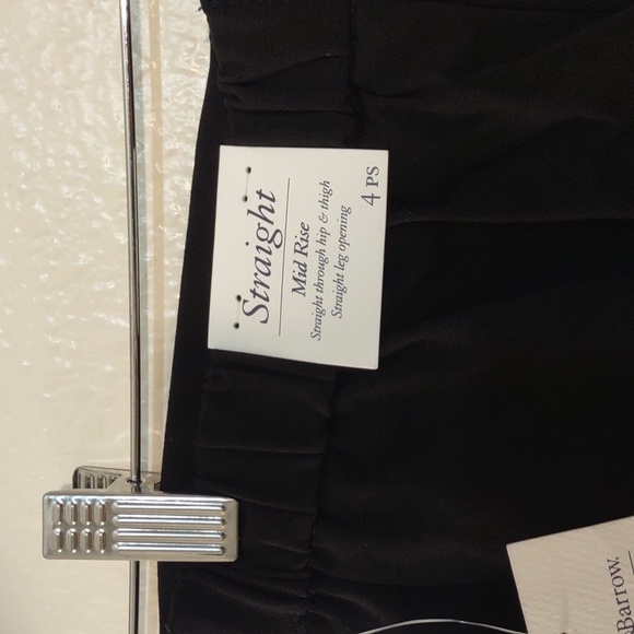 Croft&Barrow straight mid rise 4 PETITE STRETCH THE CLASSIC PULL ON - Picture 3 of 5